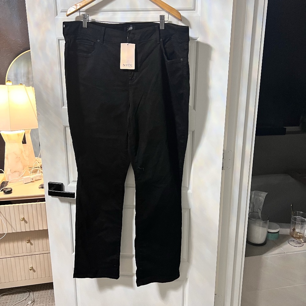 COPY - NYDJ Marilyn Straight Black Jeans NWT size 18w